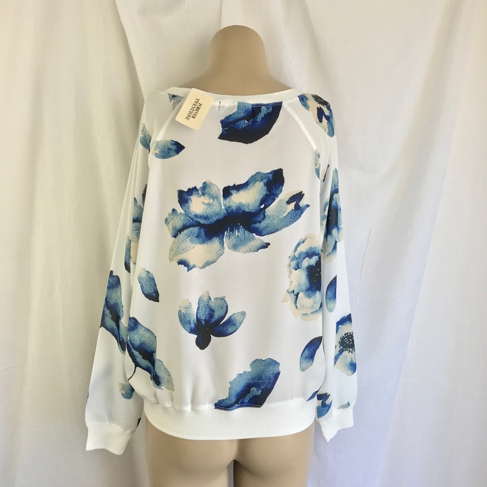 🚫SOLD🚫 NWT Sheer White Chiffon Sweatshirt Blue - Picture 7 of 16